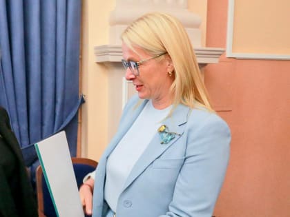 Лучших учителей физкультуры и тренеров наградили в Новосибирске
