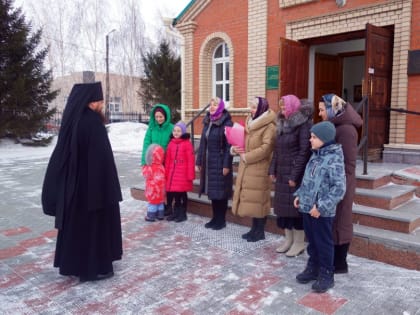 Архиерейская Литургия в Кафедральном соборе г. Карасука в Неделю Торжества Православия