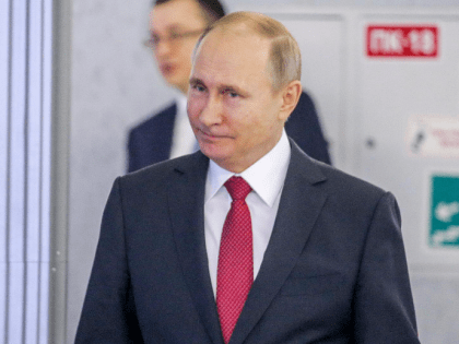 Путин может принять участие в запуске нового терминала Толмачёво