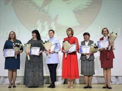 Победу в конкурсе «Учитель года» в Кольцово одержала Марина Городничева