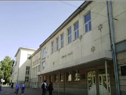 Новосибирскому медуниверситету предложили присвоить имя Влаиля Казначеева