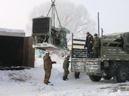 Реготделение «Единой России» продолжает сбор груза для участников СВО