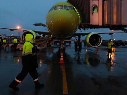 Рейс Новокузнецк — Новосибирск задержали на 7,5 часов из-за непогоды