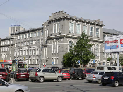 Однажды в Новосибирске: образ города, осколки эпох и вирус оперного