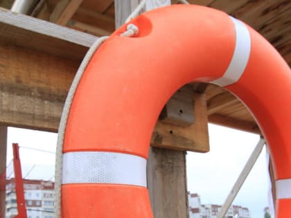 Новосибирцев зовут работать спасателями на пляжах за 24 тысячи