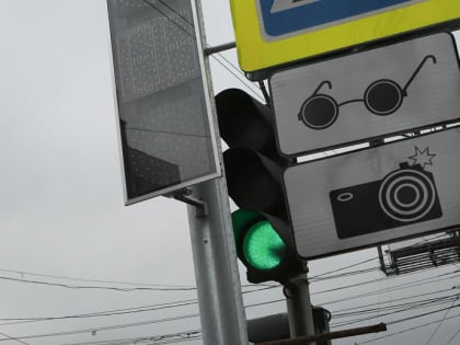Новосибирцам запретили переходить перекрёстки по диагонали