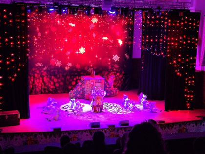 Александр Аксёненко подарил детям новогоднее чудо