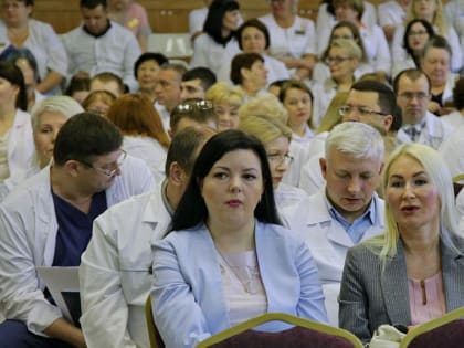 Премию для лучших врачей учредили в Новосибирской области