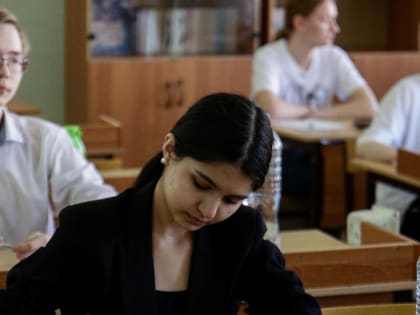 Скромным фейерверком завершится единый выпускной на набережной