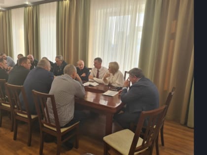 Евгений Шестернин встретился с представителями лесных хозяйств и лесничеств Новосибирской области