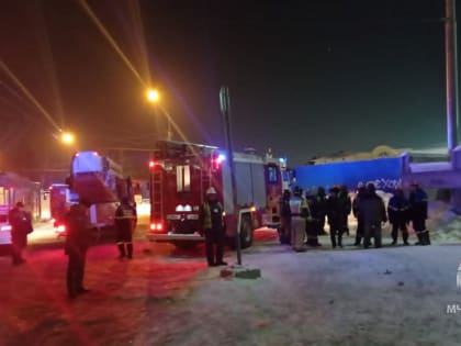 В Новосибирске потушили пожар на строящемся мосту на высоте 106 метров