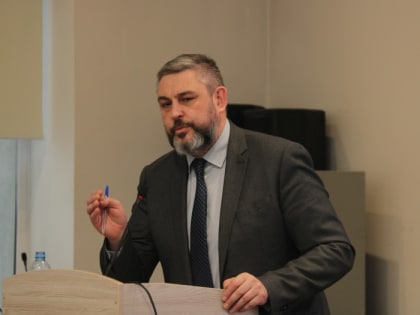 Сколько должны алтайские производители бальзамов новосибирскому министру?