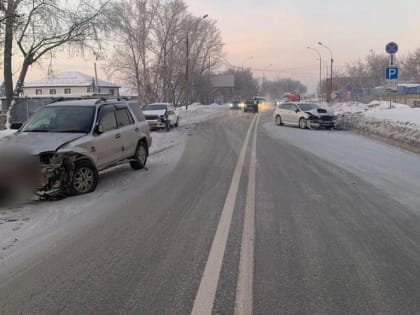 Женщина-водитель кроссовера пострадал в результате ДТП