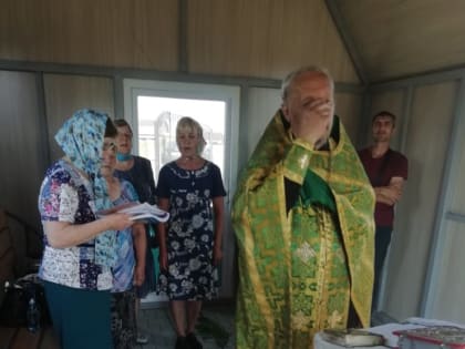 Молебен в часовне во имя св. блаженной  Ксении Петербургской на Кочковском кладбище