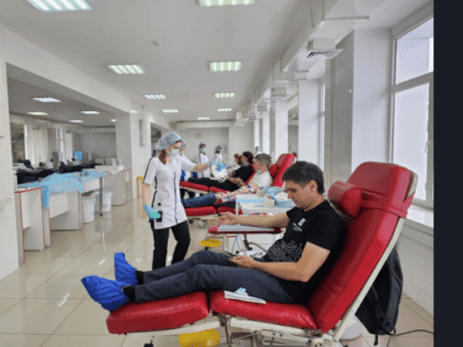 ИТ-специалисты Правительства Новосибирской области сдали кровь в рамках акции «Неделя ИТ-донора»