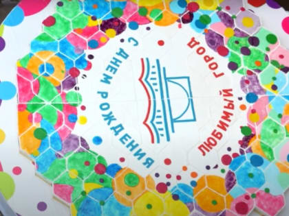 Торт вместо салюта: по реке Обь запустят огромный торт в честь 130-летия столицы Сибири