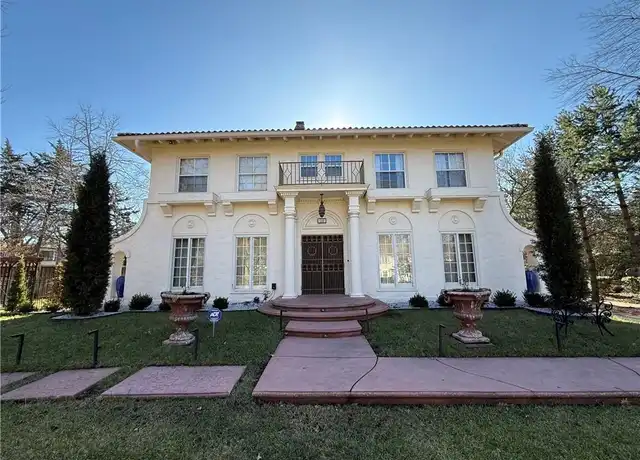 Painting services in Country Club District