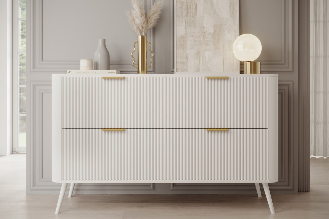 Chests of drawers