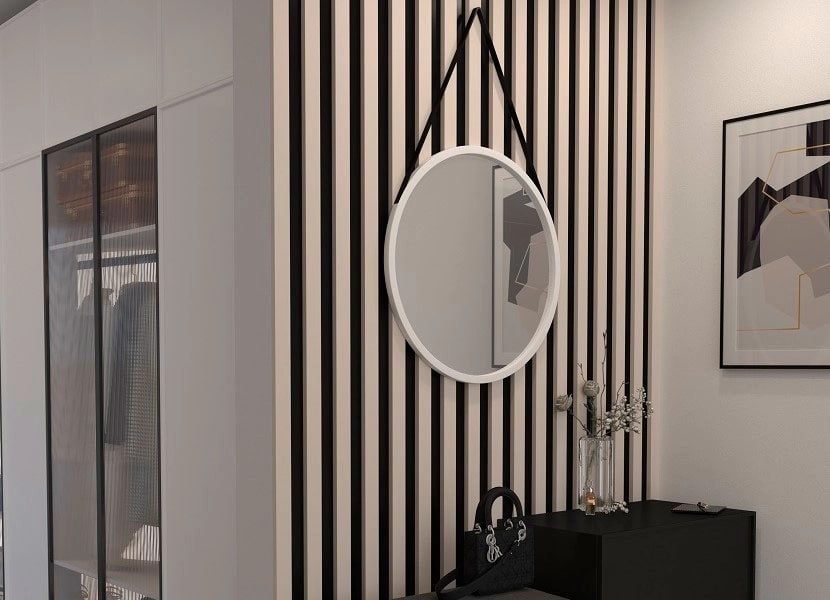 Grace - suspended on a belt