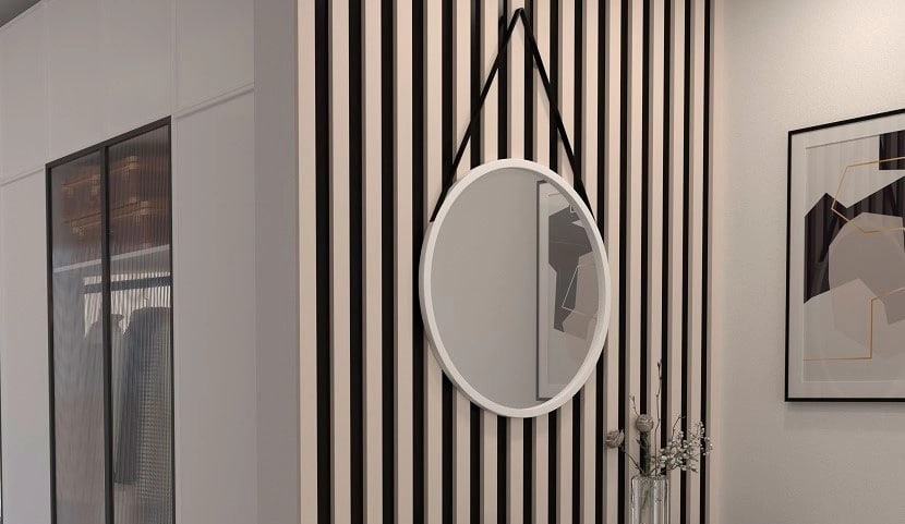 Grace - suspended on a belt