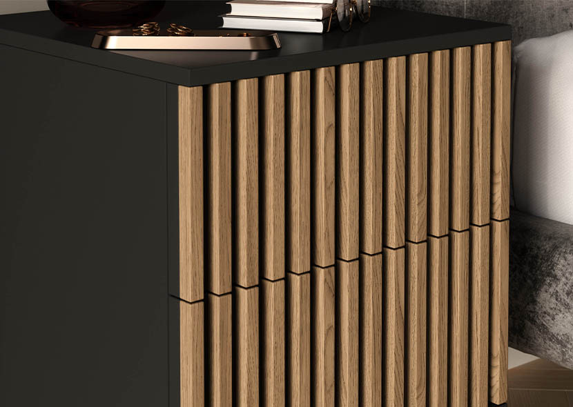 Meorati Bedside Table