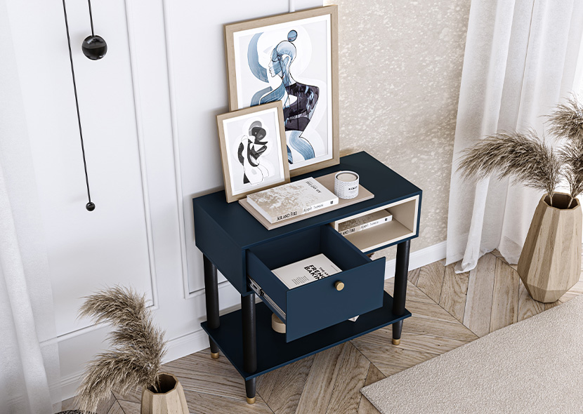 Console Table Includo