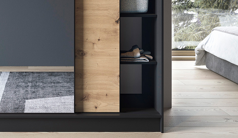 Esville III with a mirror, 60x180 cm