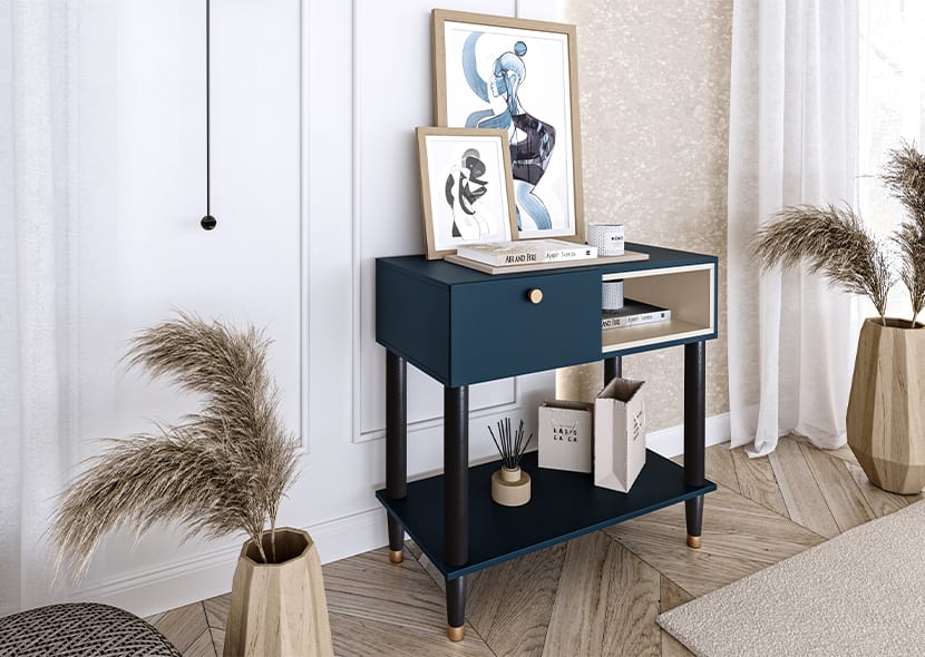 Console Table Includo