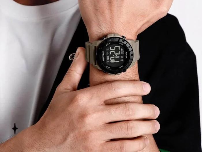 NaviForce NF7110 Business Fashion Digital Movement Silicon Strap Watch For Men - Grey/Black 2