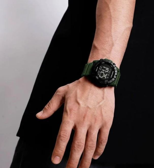 NaviForce NF7110 Business Fashion Digital Movement Silicon Strap Watch For Men - Green 2
