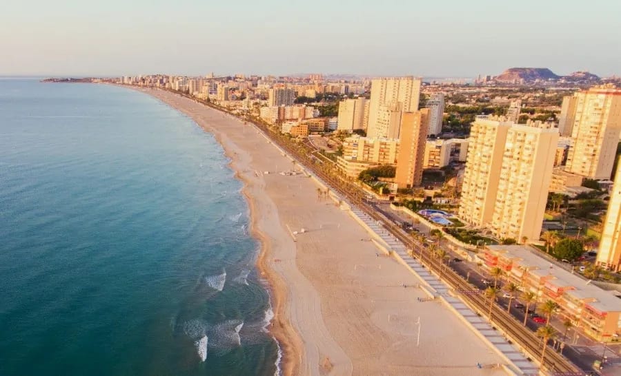Playas y Calas: El Campello y Villajoyosa