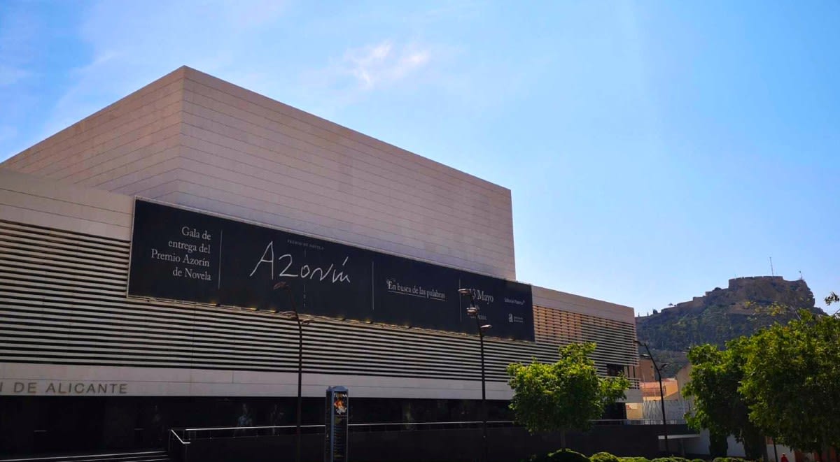 Contrastes de Alicante: De la Tradición a la Modernidad