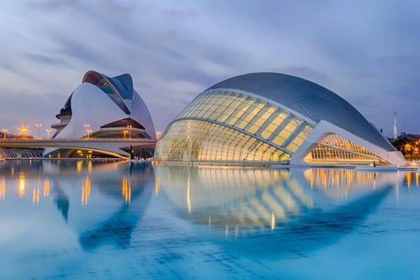 Valencia: Cultura, Historia y Sabor Mediterráneo