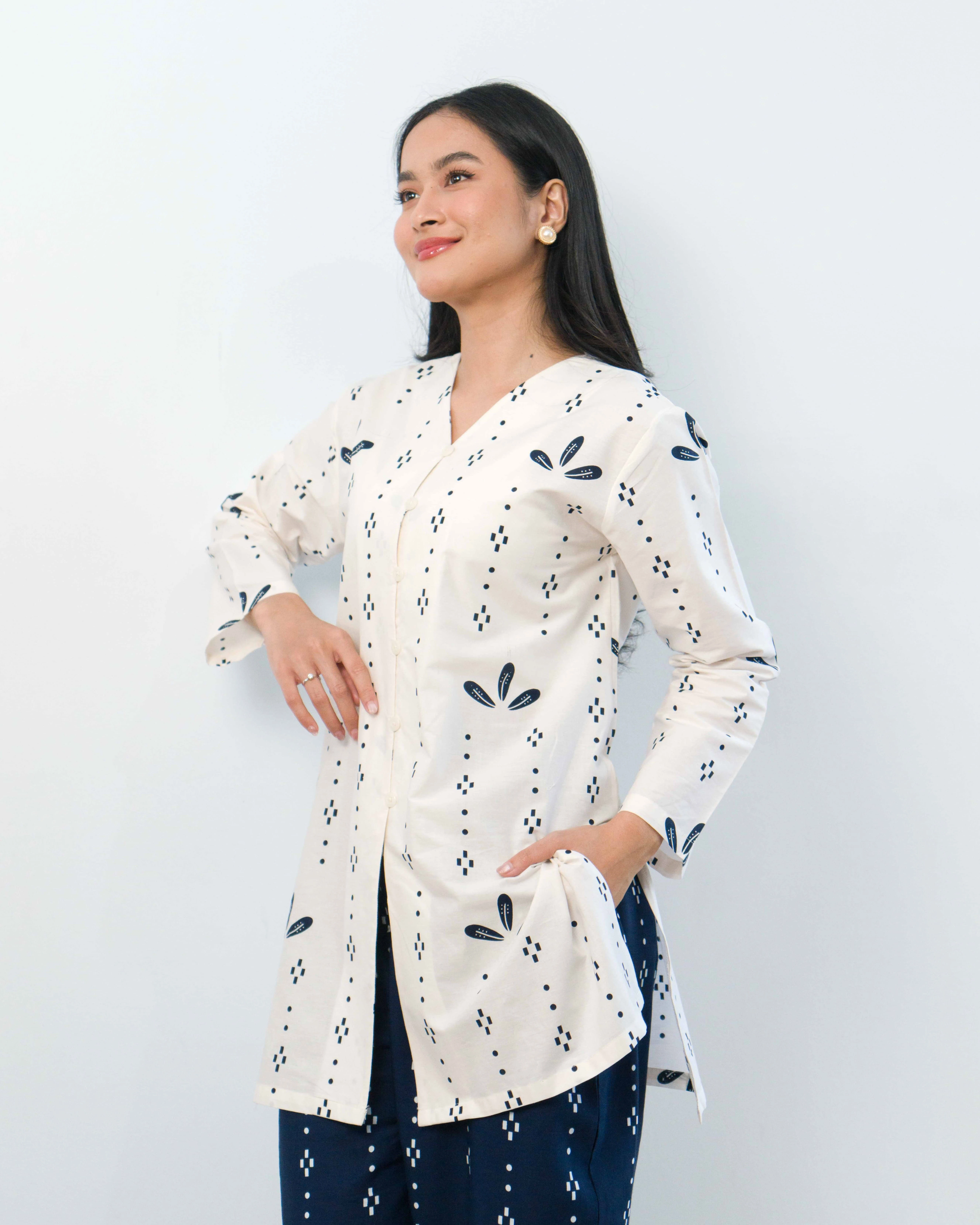 Semesta Tunik 1