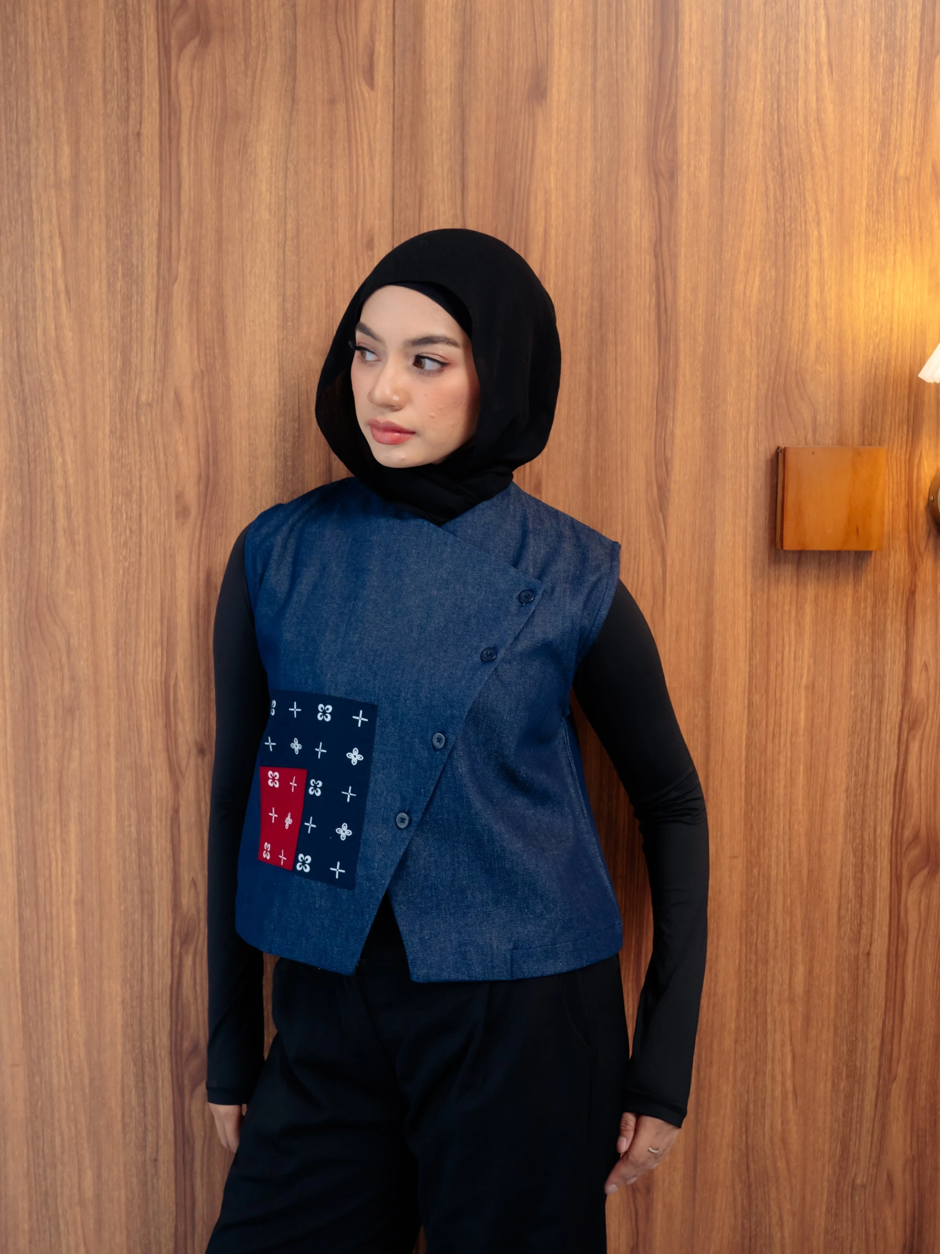 Vest Denim Patch Batik 9
