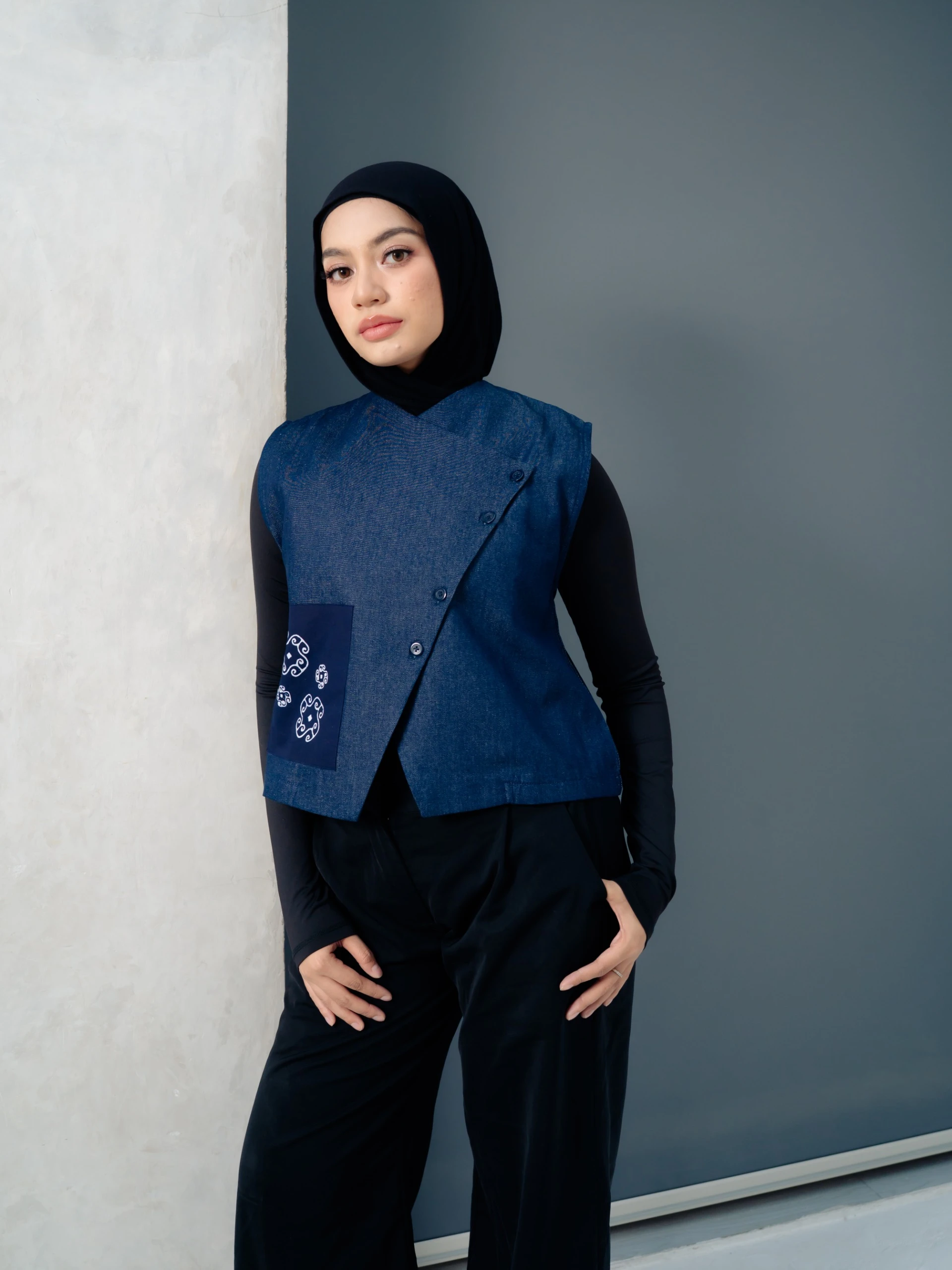 Vest Denim Patch Batik 5