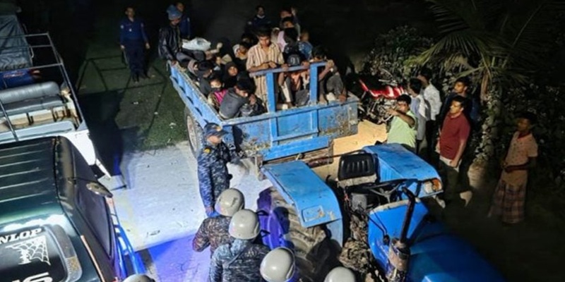 ভাসানচর থেকে পালিয়ে সাগরে ৫ দিন, শেষে সন্দ্বীপে আটক ৩৭ রোহিঙ্গা