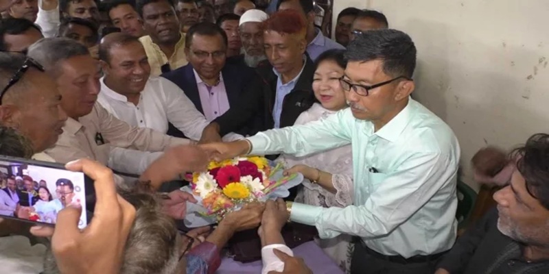 দীপেন দেওয়ানের হাতে পার্বত্য মন্ত্রণালয়, ২৮ বছর পর পূর্ণাঙ্গ মন্ত্রী পেল রাঙামাটি