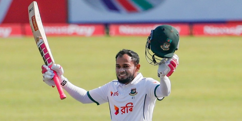 ইতিহাস ছুঁয়ে মুশফিক: শততম টেস্টে জাদুকরী সেঞ্চুরি