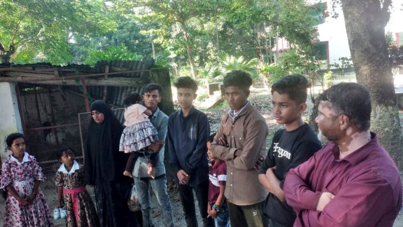 দালালের মাধ্যমে ভারতে পাড়ি, বাংলাদেশে অনুপ্রবেশের সময় আটক ১১ রোহিঙ্গা
