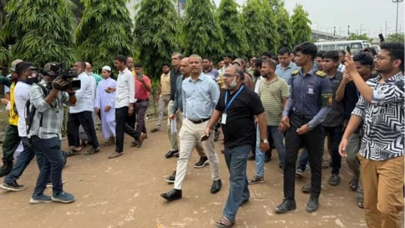মাইলস্টোন শিক্ষার্থীদের ৬ দফা দাবি মেনে নেওয়া হয়েছে: আইন উপদেষ্টা