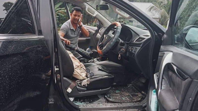 গোপালগঞ্জে ইউএনওর গাড়িবহরে 'নিষিদ্ধ' ছাত্রলীগের হামলা
