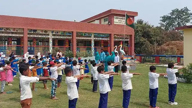 তাপদাহ: প্রাথমিক বিদ্যালয়ে অ্যাসেম্বলি বন্ধ রাখার নির্দেশ