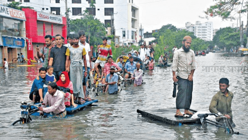 বর্ষার পানি থেকে এবারো রেহাই পাচ্ছে না চট্রগ্রামবাসী