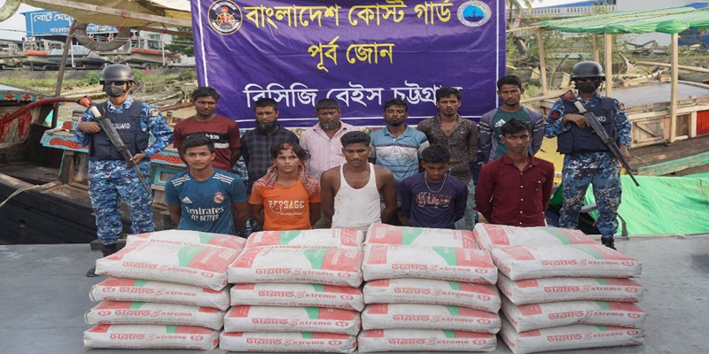মাদকের বিনিময়ে মিয়ানমারে সিমেন্ট পাচারকালে আটক ১১
