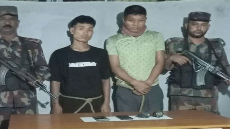 ঘুমধুম সীমান্তে আরাকান আর্মি সন্দেহে আটক ২, একজনের স্বীকারোক্তি