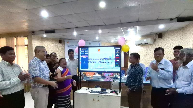 খাগড়াছড়িতে মাল্টিমিডিয়া ক্লাসরুম কার্যক্রমের আনুষ্ঠানিক উদ্বোধন