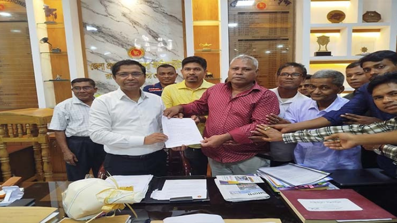 পার্বত্য চট্টগ্রাম বড়ুয়া সংগঠনের ৮ দফা দাবিতে স্মারকলিপি পেশ