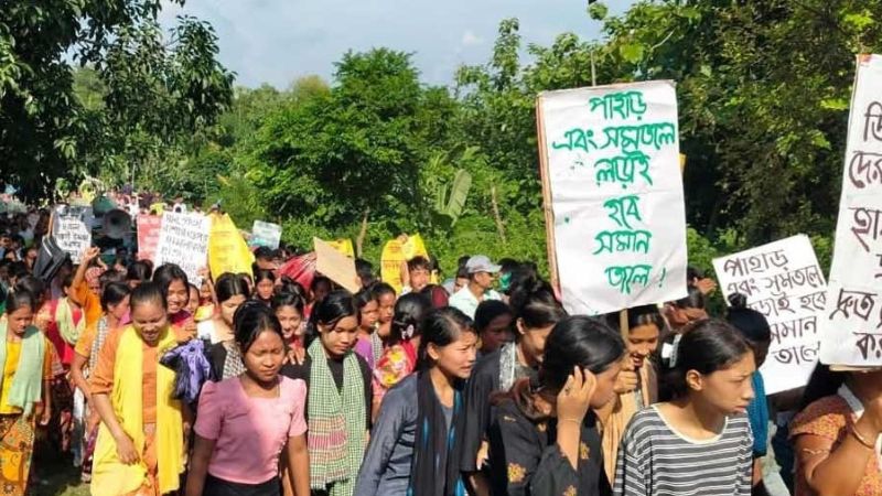 কাউখালীতে হামলার ঘটনার প্রতিবাদে ইউপিডিএফের বাজার বর্জন