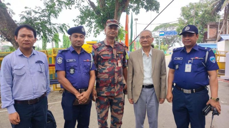 আখাউড়া হয়ে ভারতে সন্তু লারমা, সফর ঘিরে রাজনৈতিক জল্পনা